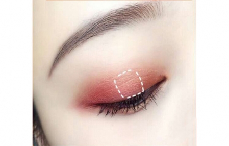 �Ϲ�ɫ��Ӱ���� �Ϲ�ɫ��Ӱ�Ļ���